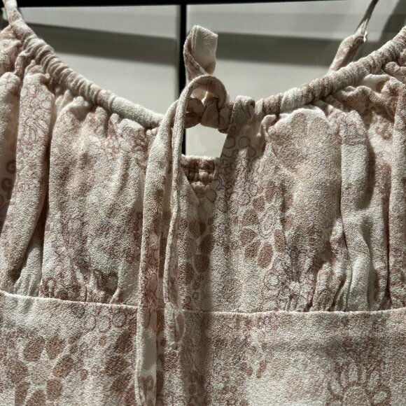 Aritzia Wilfred Bellow Midi dress | Pink and Cream | Size 00 - Picture 3 of 7